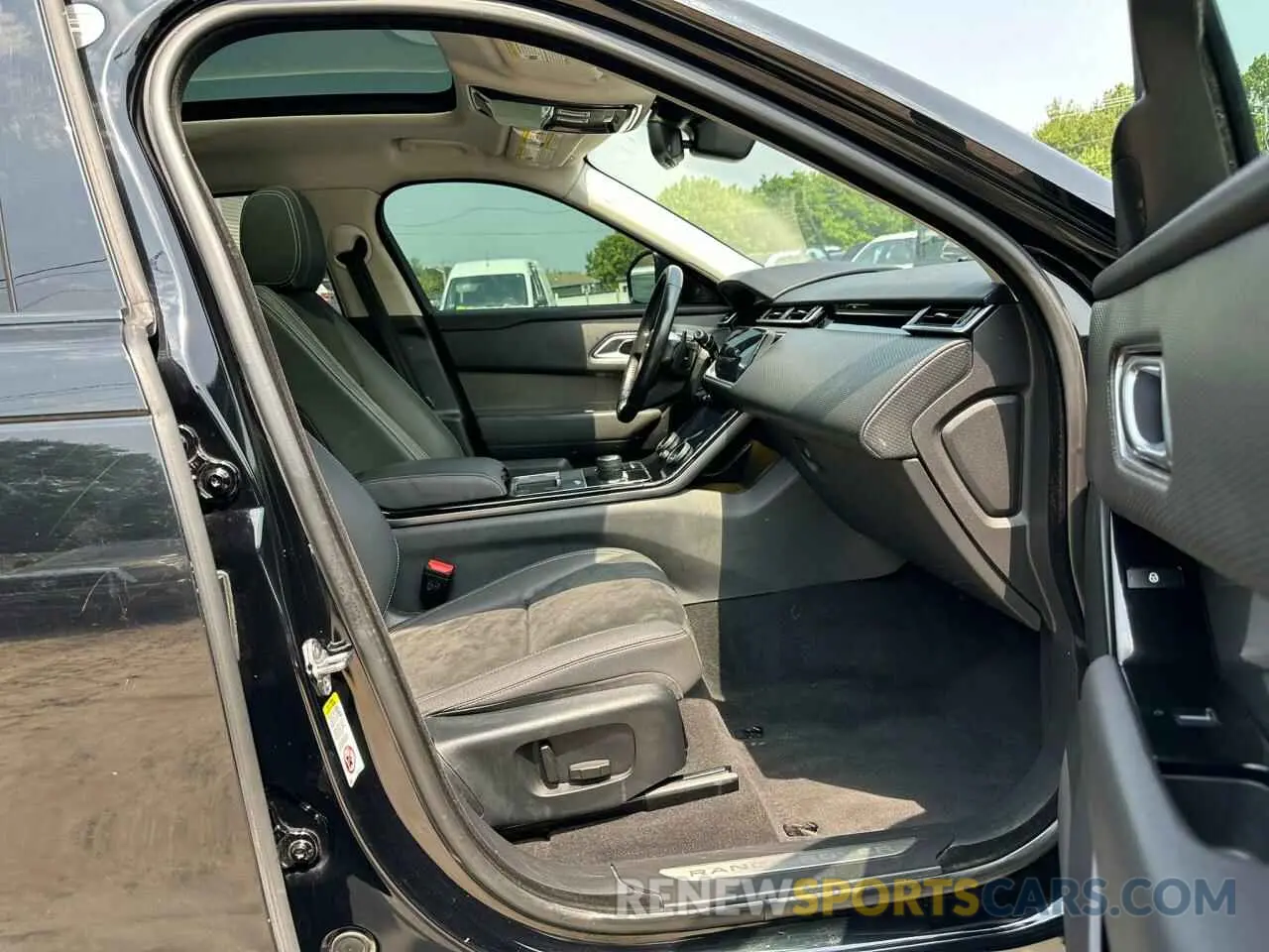7 Photograph of a damaged car SALYA2EX9KA217375 LAND ROVER RANGEROVER 2019