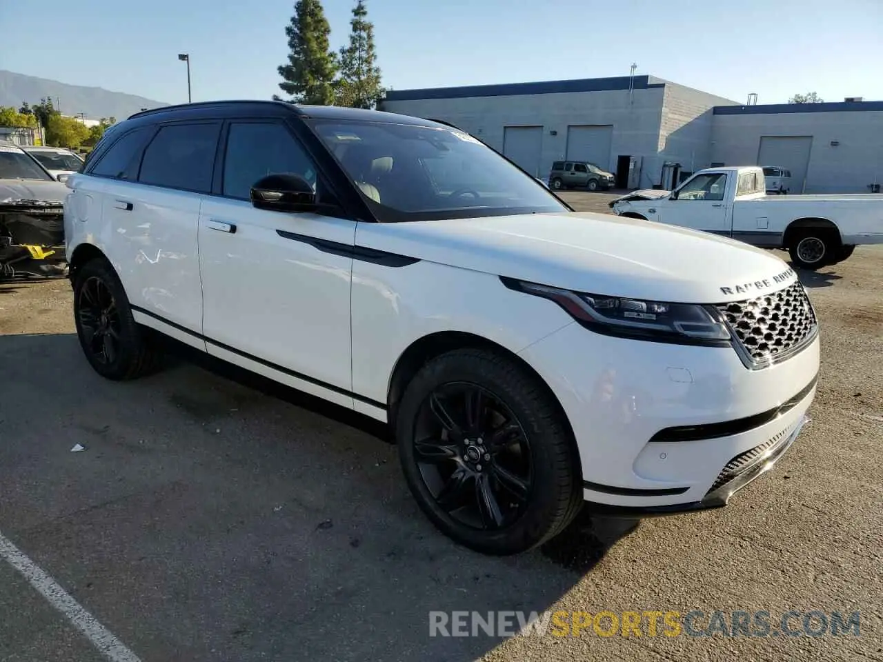4 Photograph of a damaged car SALYB2EN2KA779176 LAND ROVER RANGEROVER 2019