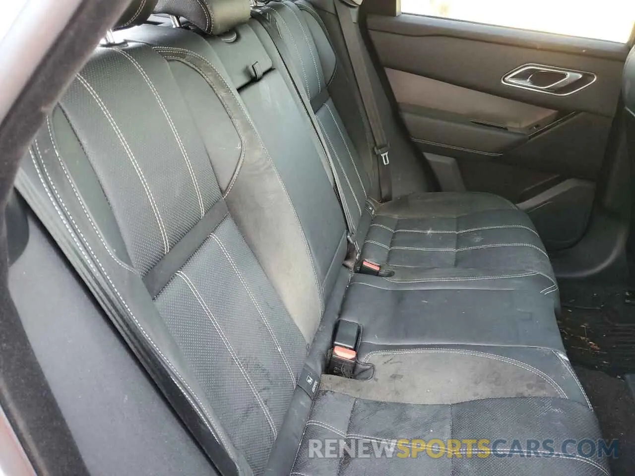 10 Photograph of a damaged car SALYB2EX0KA216936 LAND ROVER RANGEROVER 2019
