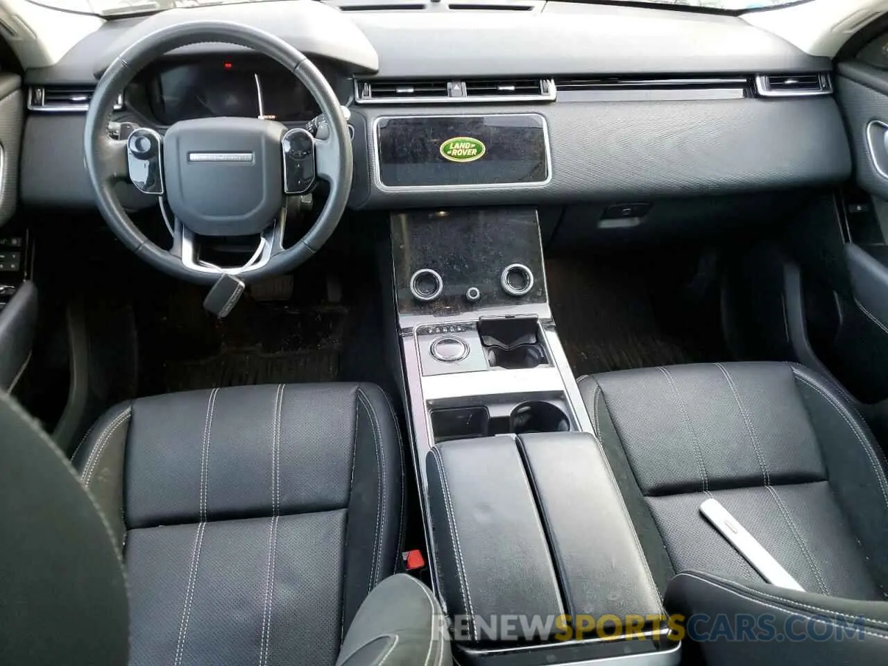 8 Photograph of a damaged car SALYB2EX0KA216936 LAND ROVER RANGEROVER 2019