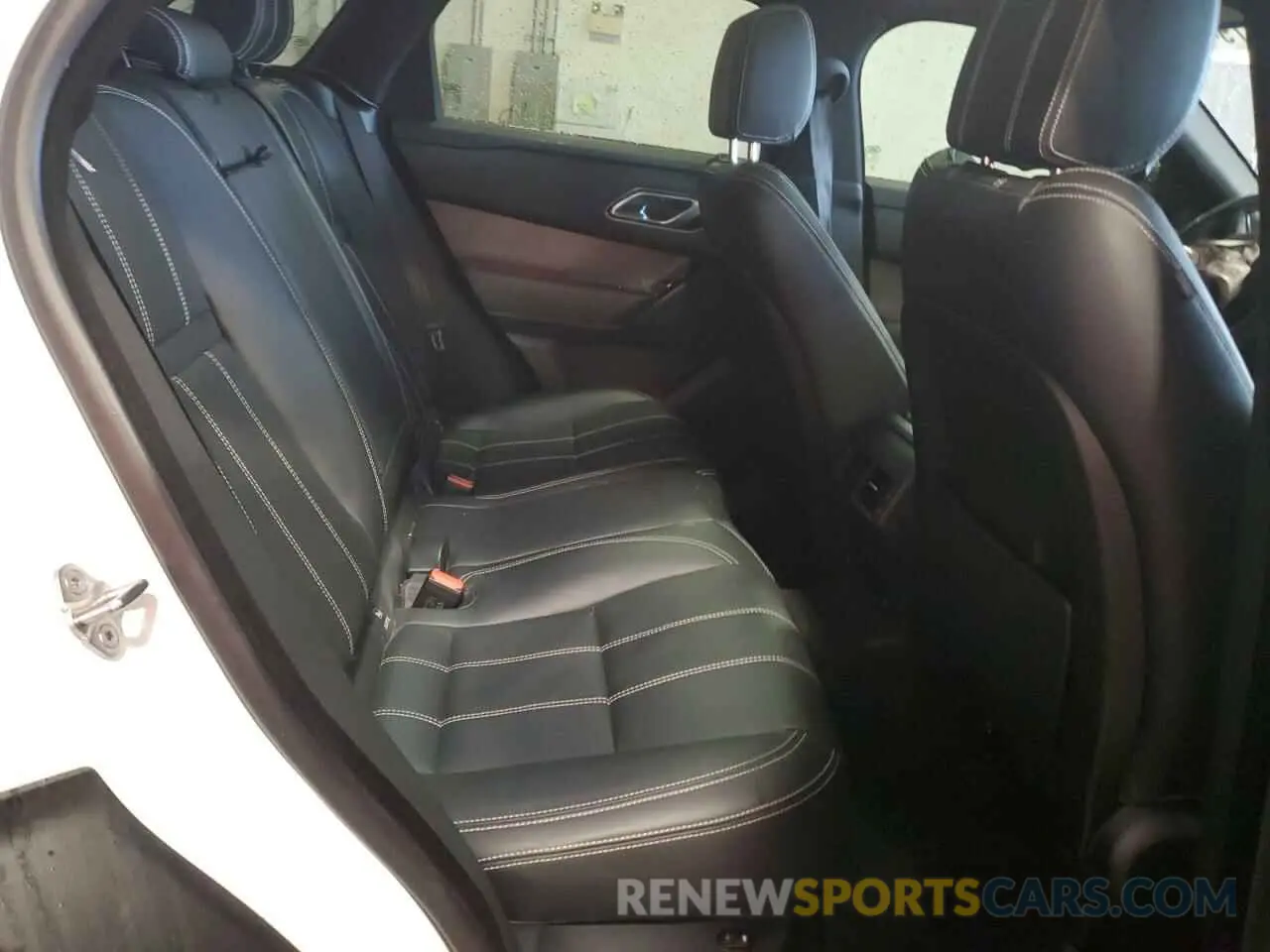 10 Photograph of a damaged car SALYB2EX0KA234143 LAND ROVER RANGEROVER 2019