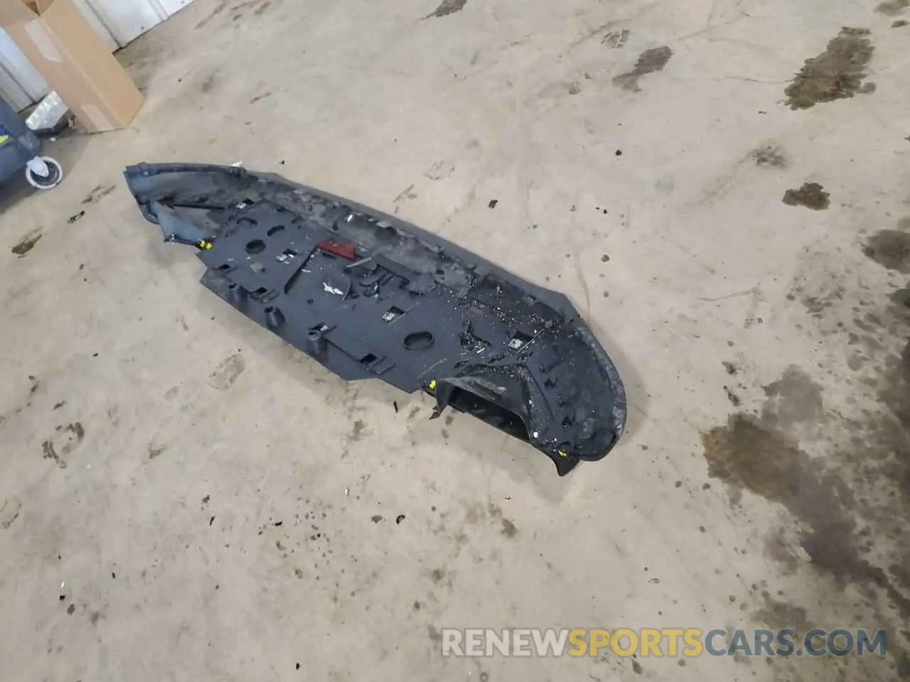 12 Photograph of a damaged car SALYB2EX0KA234143 LAND ROVER RANGEROVER 2019