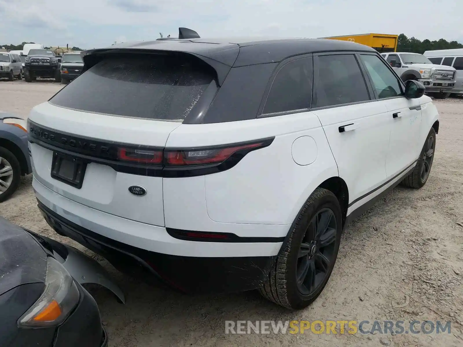 4 Photograph of a damaged car SALYB2EX1KA205041 LAND ROVER RANGEROVER 2019