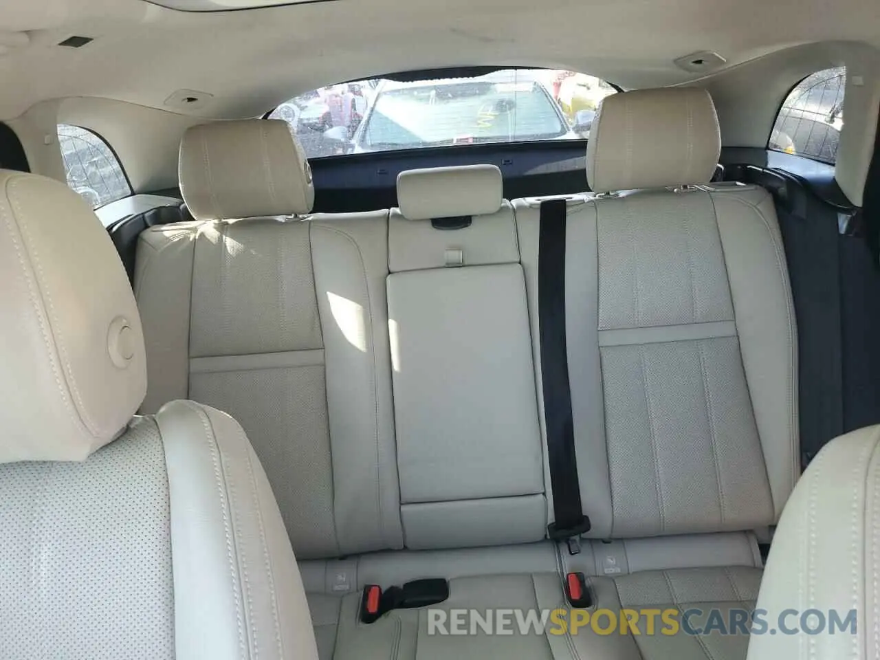 10 Photograph of a damaged car SALYB2EX1KA206805 LAND ROVER RANGEROVER 2019