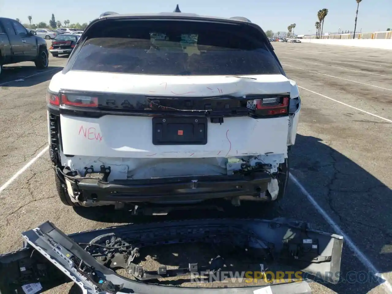 9 Photograph of a damaged car SALYB2EX1KA208666 LAND ROVER RANGEROVER 2019