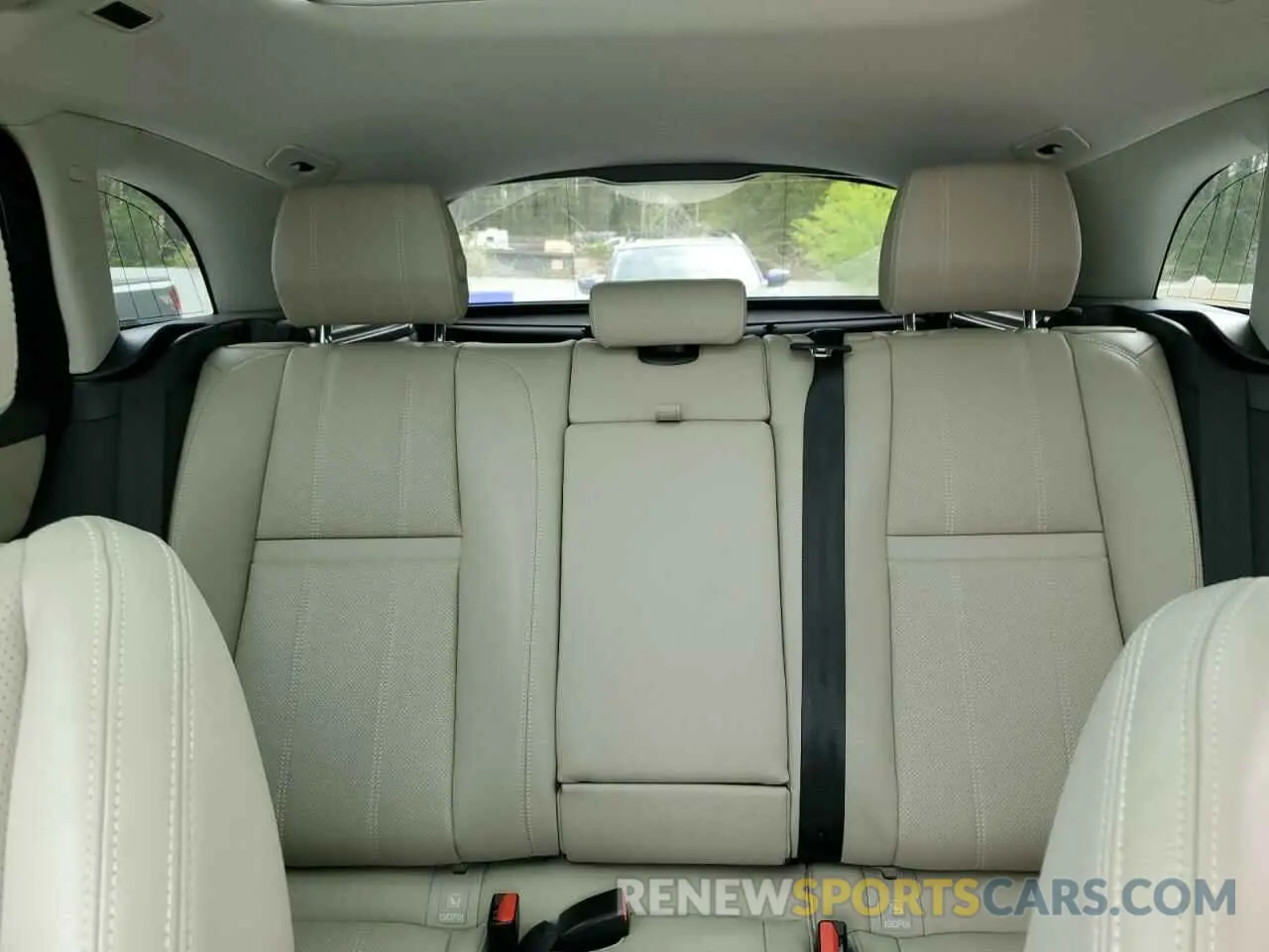 10 Photograph of a damaged car SALYB2EX1KA793135 LAND ROVER RANGEROVER 2019