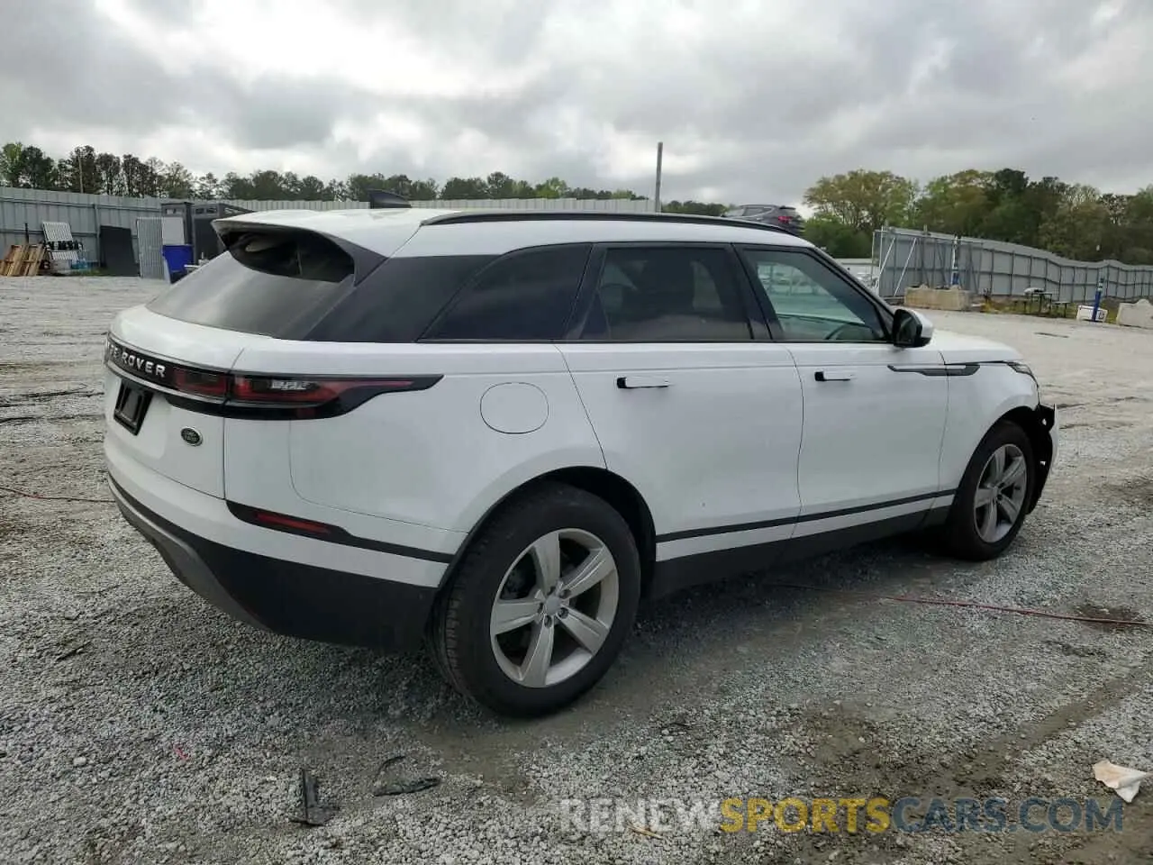 3 Photograph of a damaged car SALYB2EX1KA793135 LAND ROVER RANGEROVER 2019