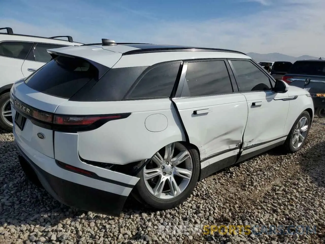 3 Photograph of a damaged car SALYB2EX3KA791077 LAND ROVER RANGEROVER 2019