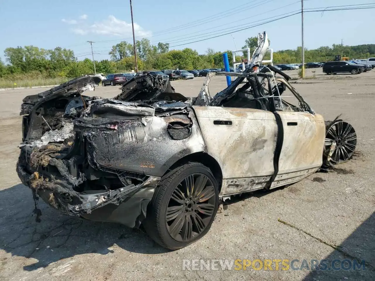 3 Photograph of a damaged car SALYB2EX4KA228118 LAND ROVER RANGEROVER 2019