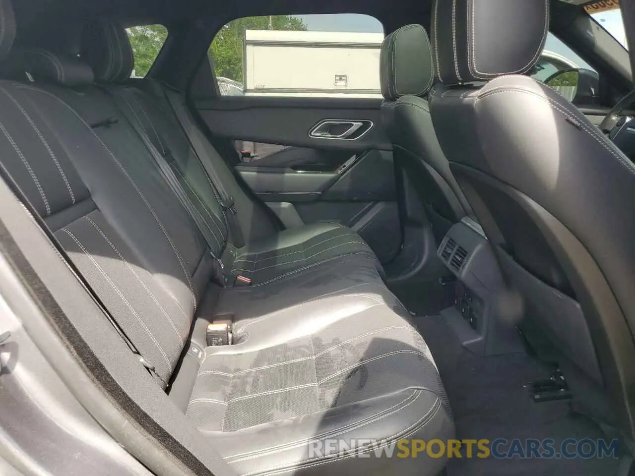 11 Photograph of a damaged car SALYB2EX4KA780332 LAND ROVER RANGEROVER 2019