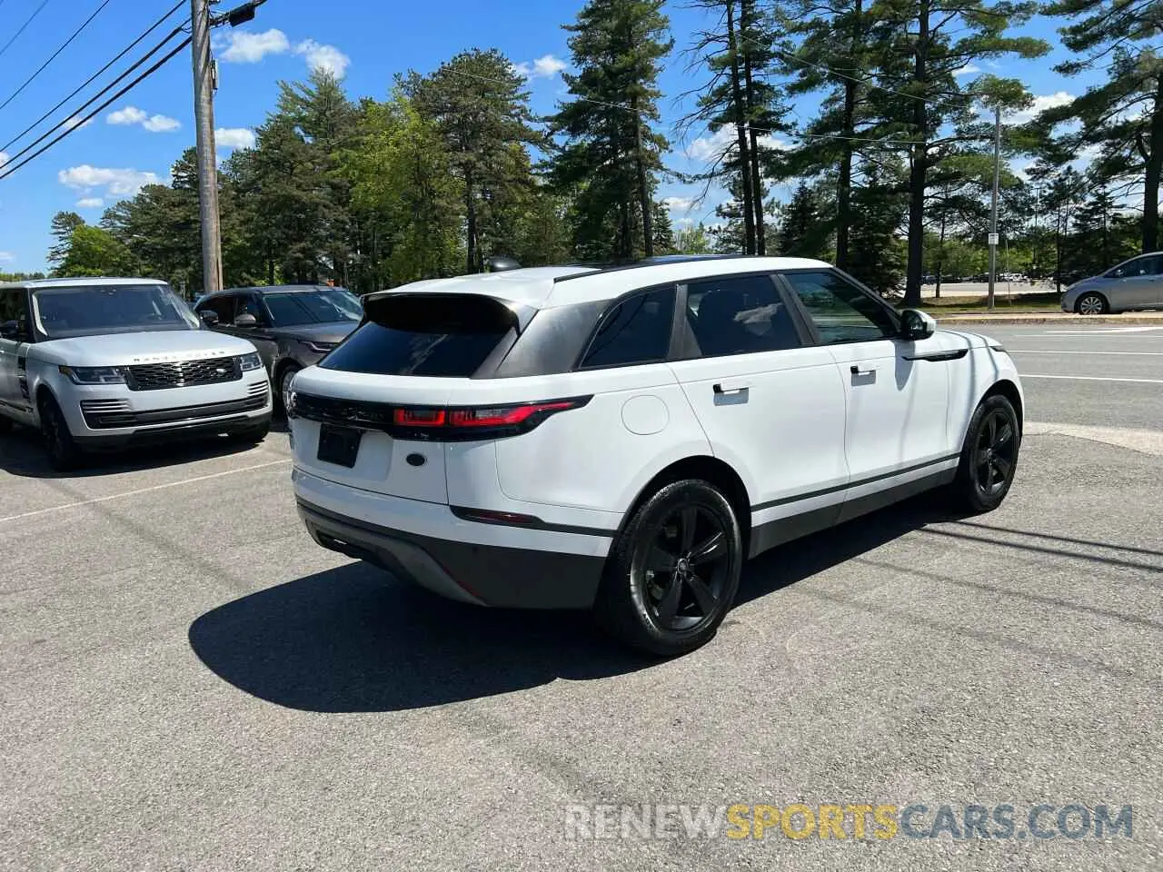 4 Photograph of a damaged car SALYB2EX4KA797258 LAND ROVER RANGEROVER 2019