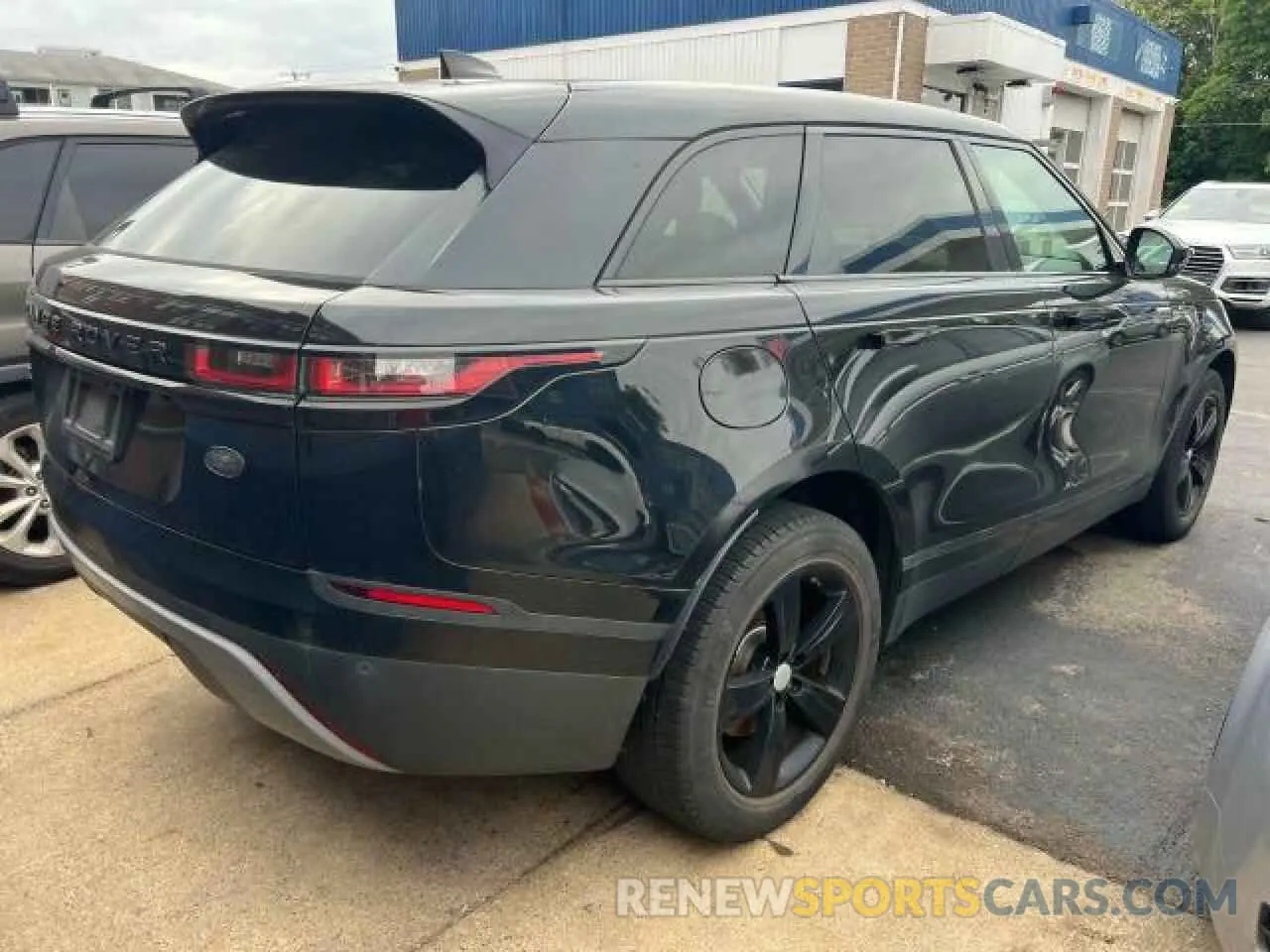 4 Photograph of a damaged car SALYB2EX4KA798720 LAND ROVER RANGEROVER 2019