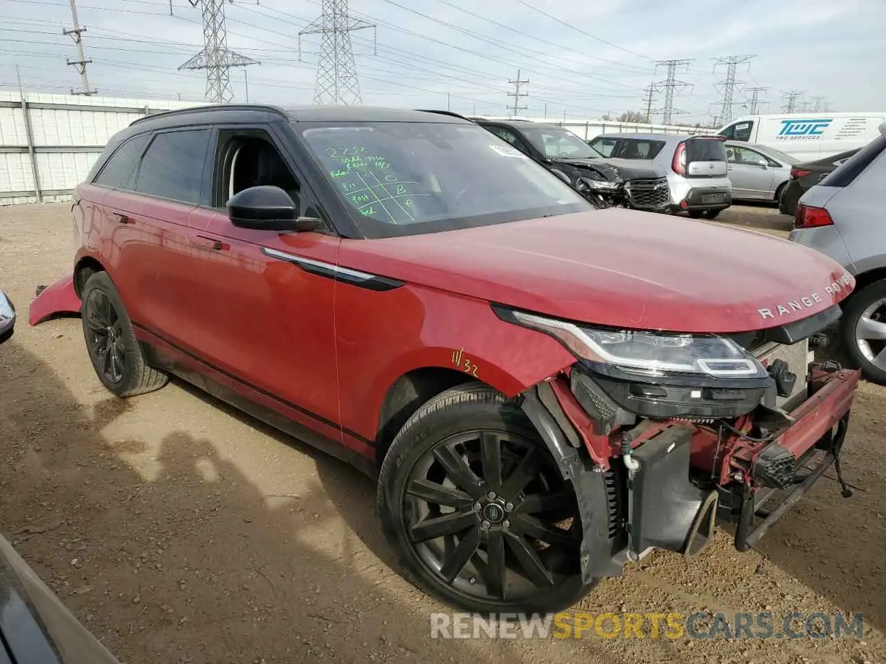 4 Photograph of a damaged car SALYB2EX6KA202409 LAND ROVER RANGEROVER 2019