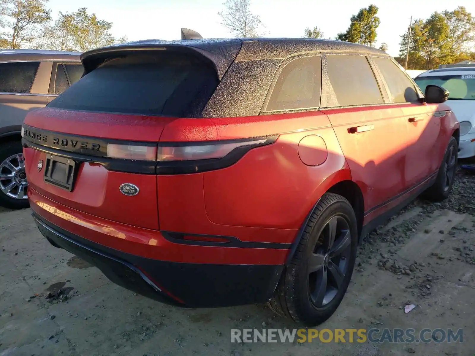 4 Photograph of a damaged car SALYB2EX6KA785399 LAND ROVER RANGEROVER 2019