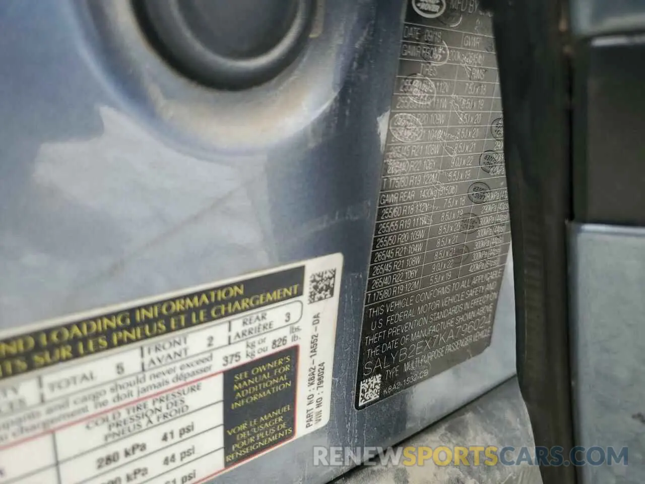 13 Photograph of a damaged car SALYB2EX7KA796024 LAND ROVER RANGEROVER 2019