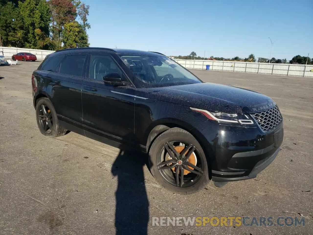 4 Photograph of a damaged car SALYB2EX9KA795845 LAND ROVER RANGEROVER 2019