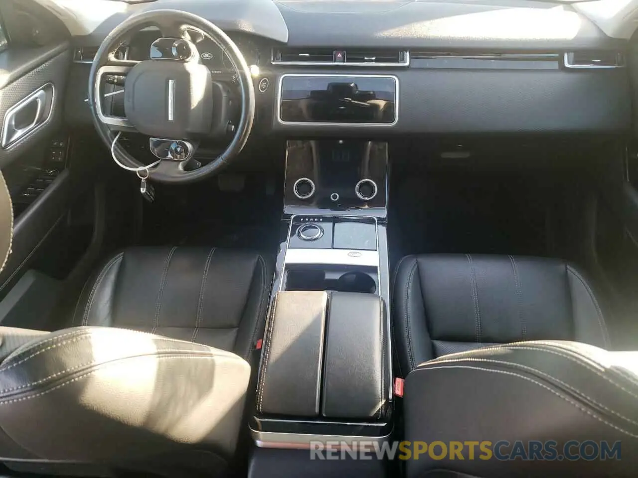 8 Photograph of a damaged car SALYB2EX9KA795845 LAND ROVER RANGEROVER 2019