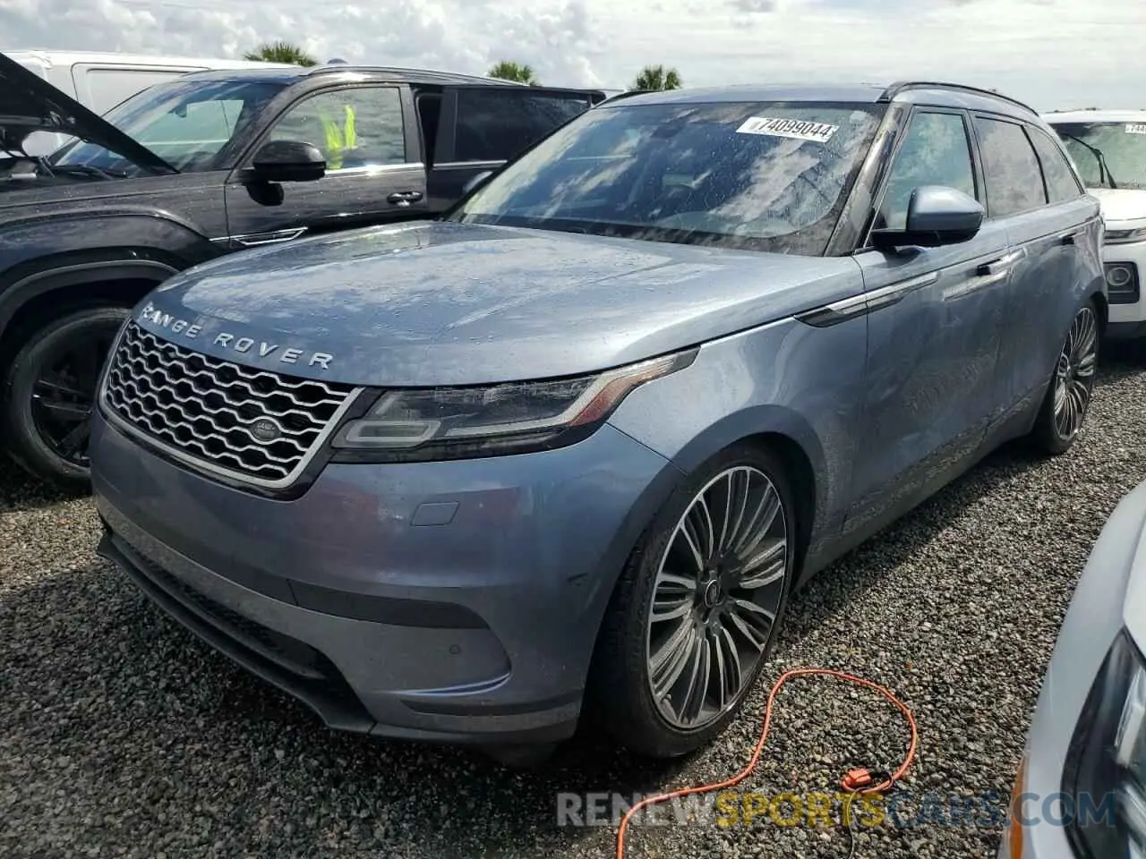 1 Photograph of a damaged car SALYB2FV7KA215666 LAND ROVER RANGEROVER 2019