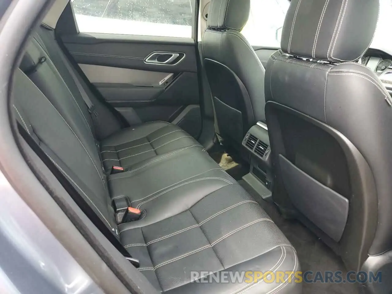 11 Photograph of a damaged car SALYB2FV7KA215666 LAND ROVER RANGEROVER 2019