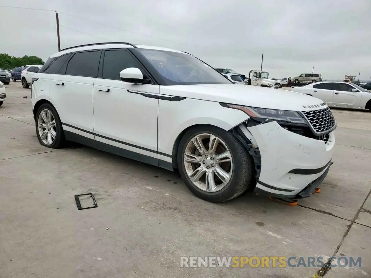 4 Photograph of a damaged car SALYB2FV9KA218553 LAND ROVER RANGEROVER 2019