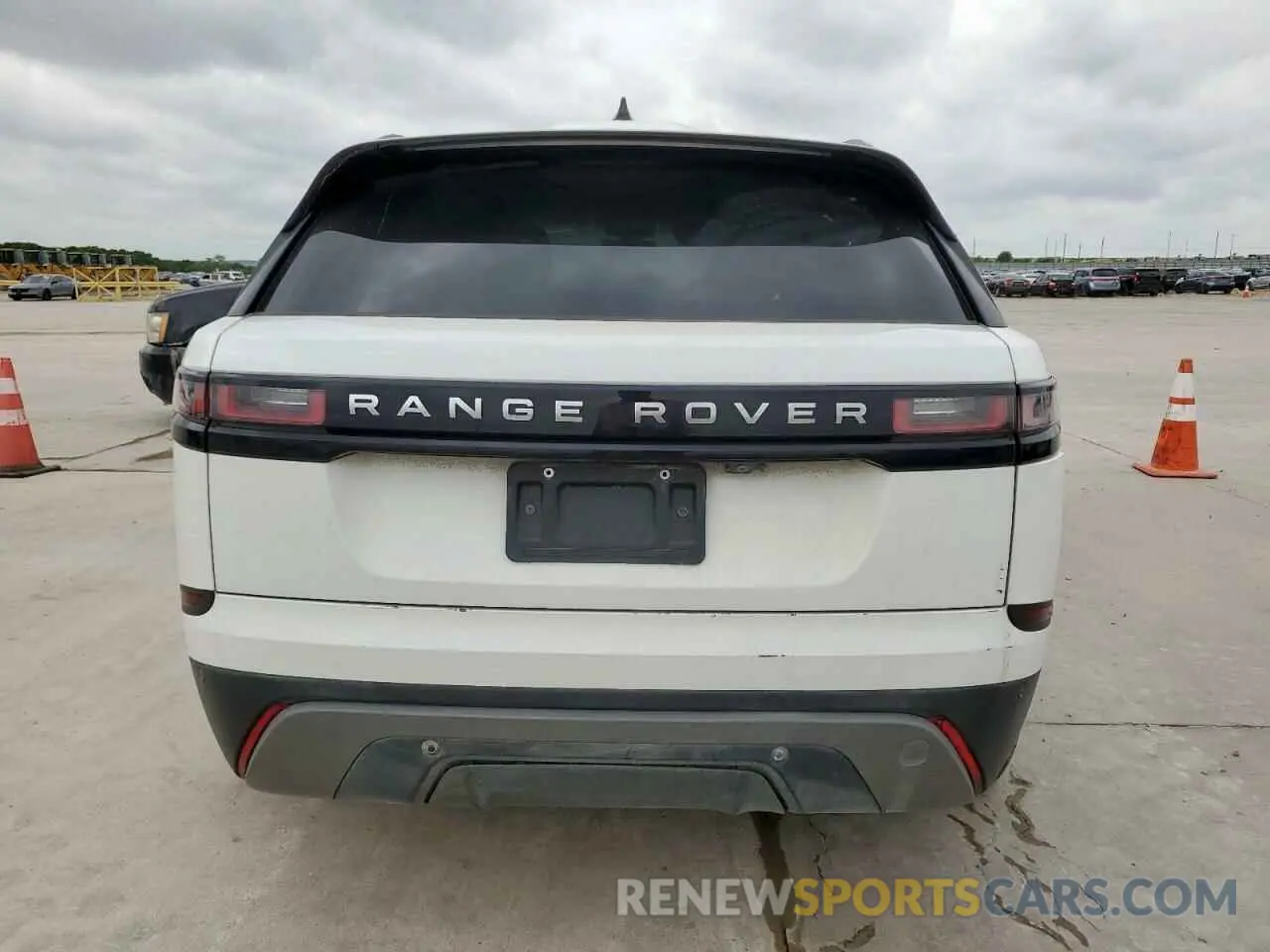 6 Photograph of a damaged car SALYB2FV9KA218553 LAND ROVER RANGEROVER 2019