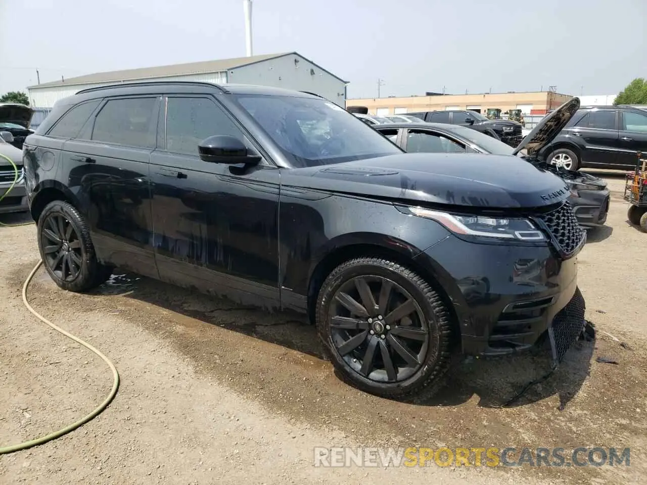 4 Photograph of a damaged car SALYL2EN2KA235211 LAND ROVER RANGEROVER 2019