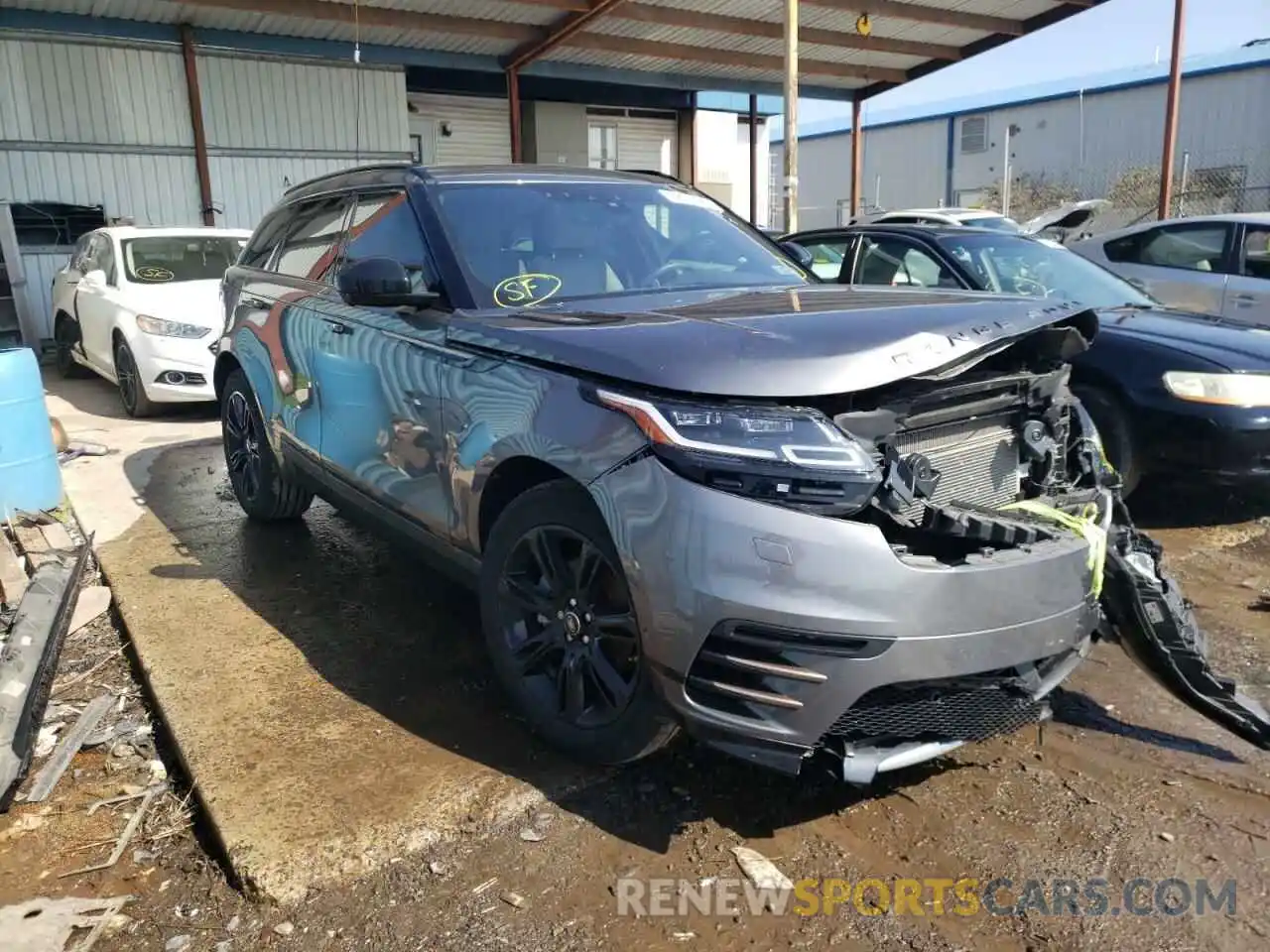 1 Photograph of a damaged car SALYL2EX0KA205397 LAND ROVER RANGEROVER 2019