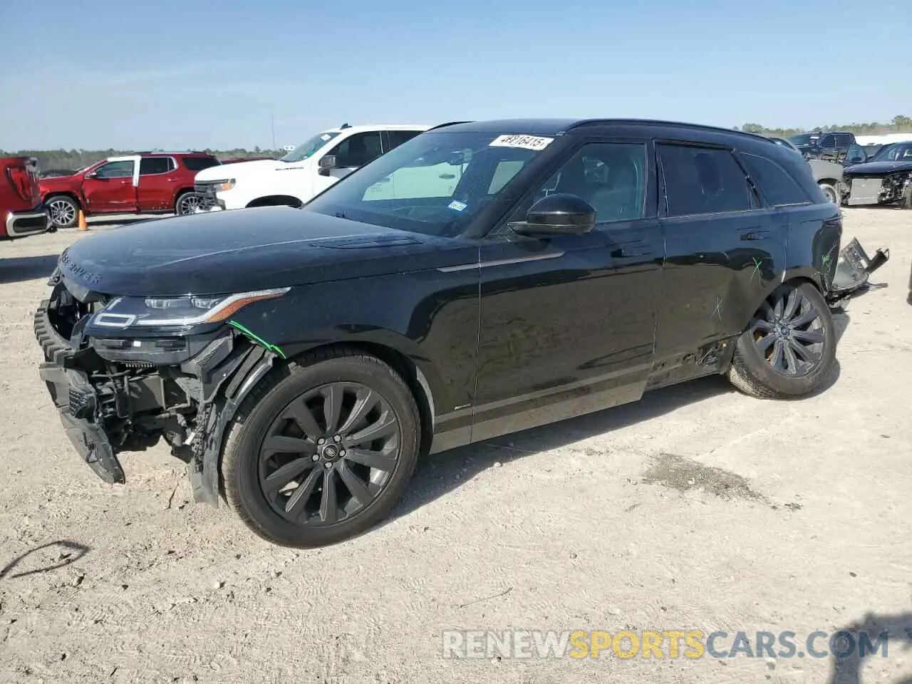 1 Photograph of a damaged car SALYL2EX0KA216321 LAND ROVER RANGEROVER 2019