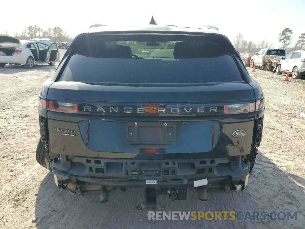 6 Photograph of a damaged car SALYL2EX0KA216321 LAND ROVER RANGEROVER 2019