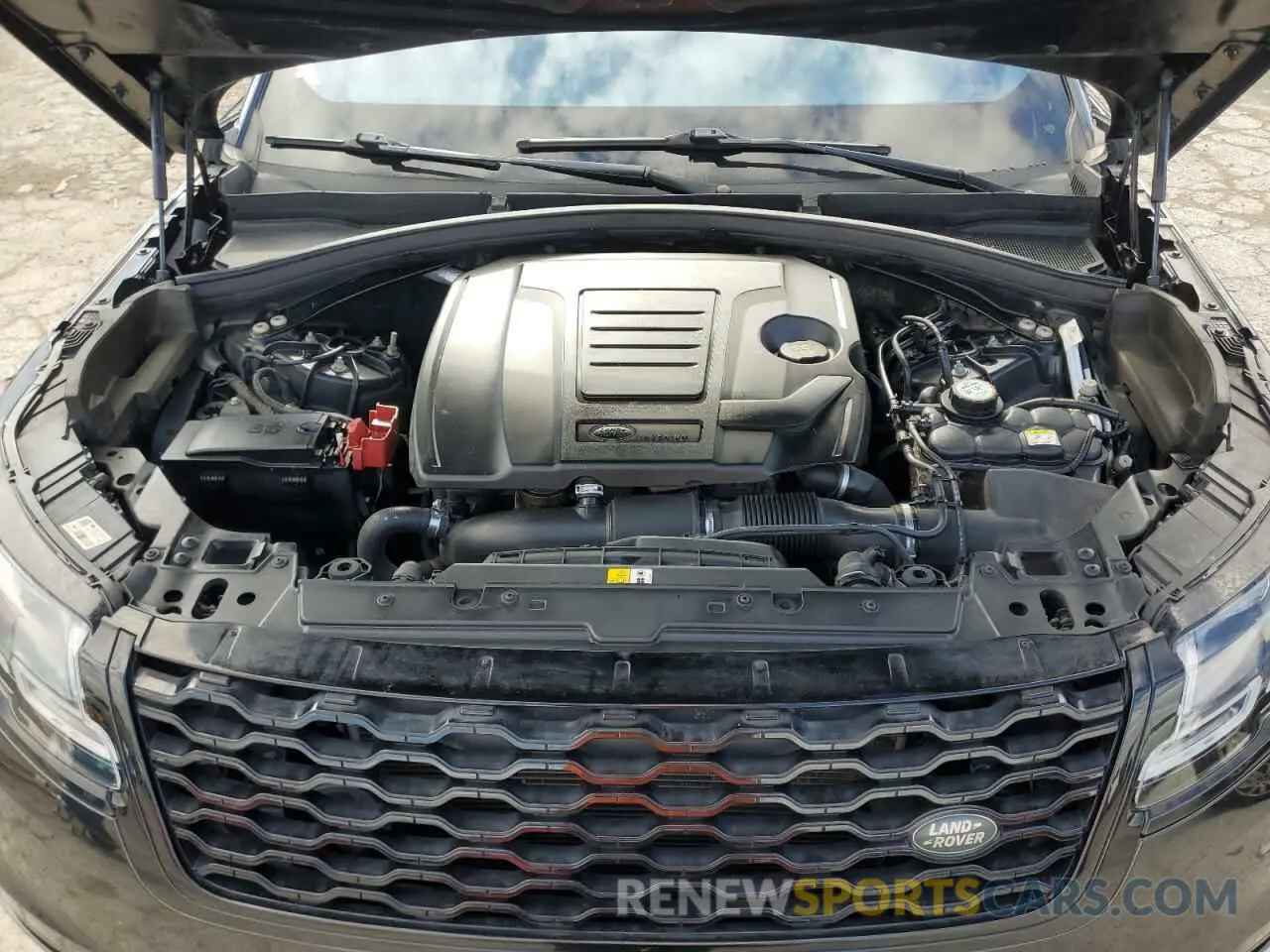 12 Photograph of a damaged car SALYL2EX1KA207546 LAND ROVER RANGEROVER 2019