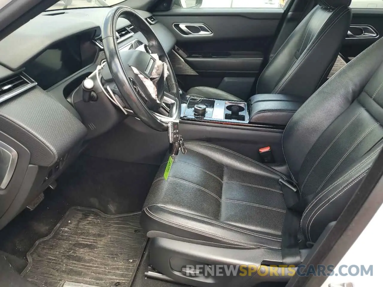 7 Photograph of a damaged car SALYL2EX2KA789575 LAND ROVER RANGEROVER 2019