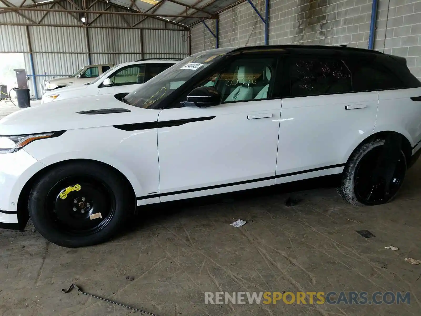 9 Photograph of a damaged car SALYL2EX4KA780313 LAND ROVER RANGEROVER 2019