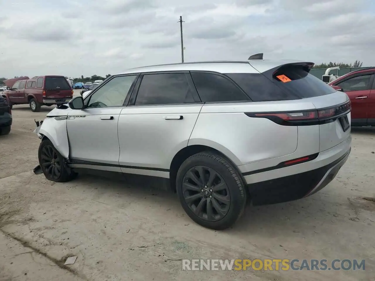 2 Photograph of a damaged car SALYL2EX4KA798598 LAND ROVER RANGEROVER 2019