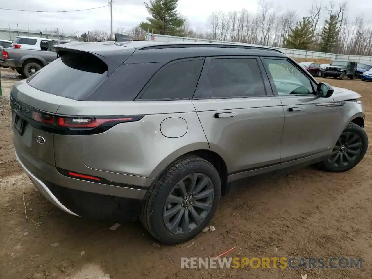 3 Photograph of a damaged car SALYL2EX5KA213401 LAND ROVER RANGEROVER 2019