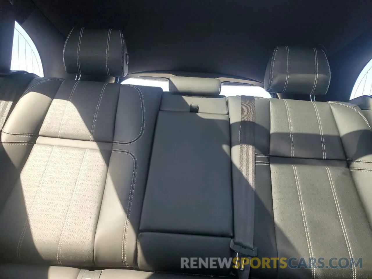 10 Photograph of a damaged car SALYL2EX5KA215004 LAND ROVER RANGEROVER 2019