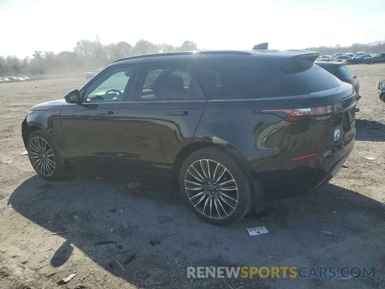 2 Photograph of a damaged car SALYL2EX5KA215004 LAND ROVER RANGEROVER 2019