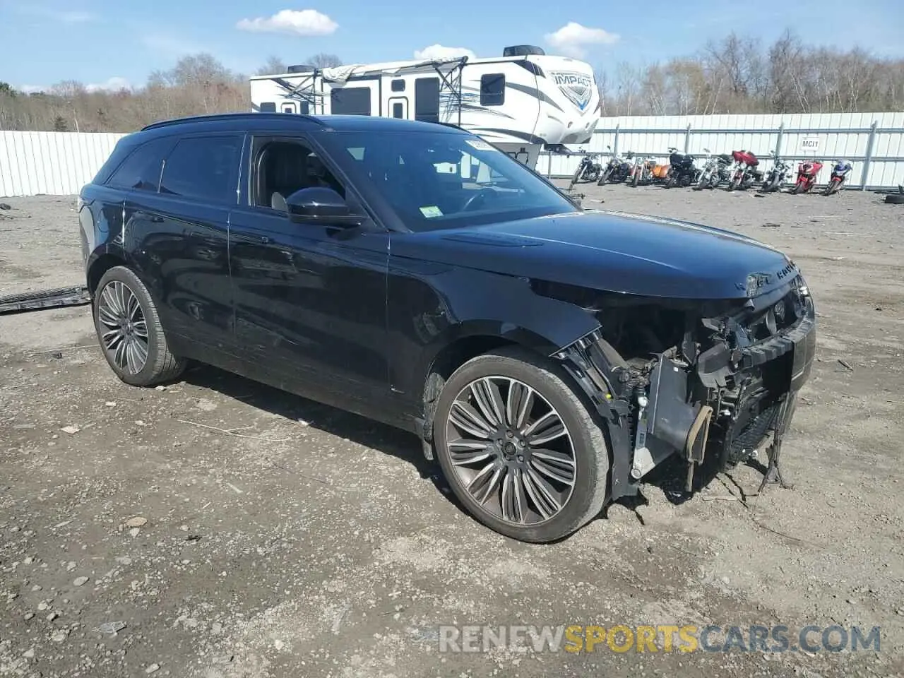 4 Photograph of a damaged car SALYL2EX5KA215004 LAND ROVER RANGEROVER 2019