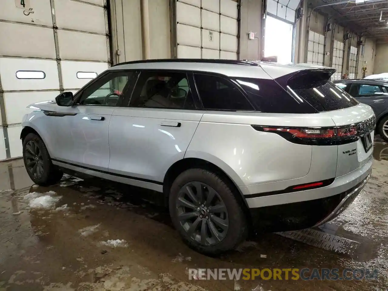 2 Photograph of a damaged car SALYL2EX5KA797508 LAND ROVER RANGEROVER 2019