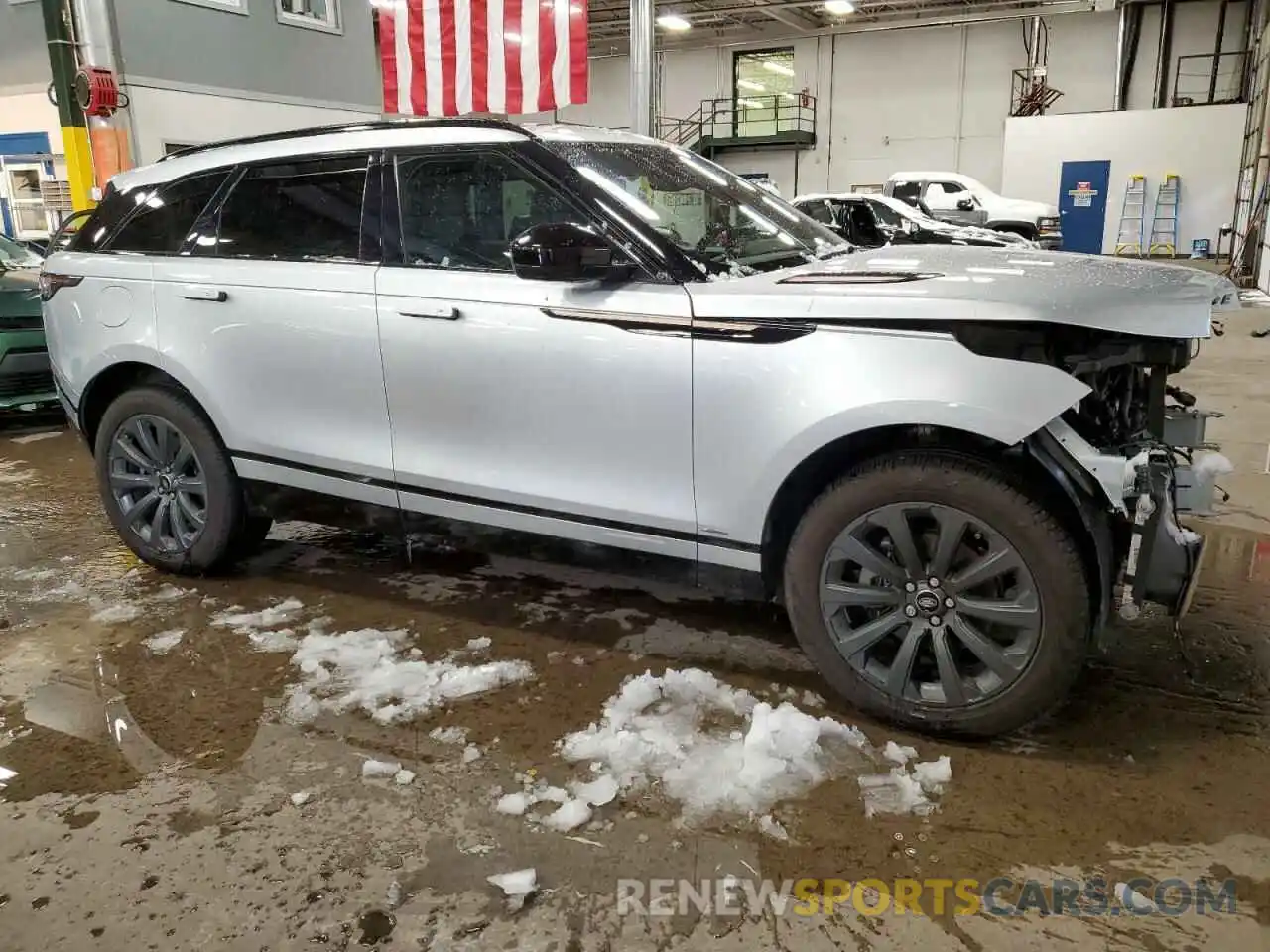 4 Photograph of a damaged car SALYL2EX5KA797508 LAND ROVER RANGEROVER 2019