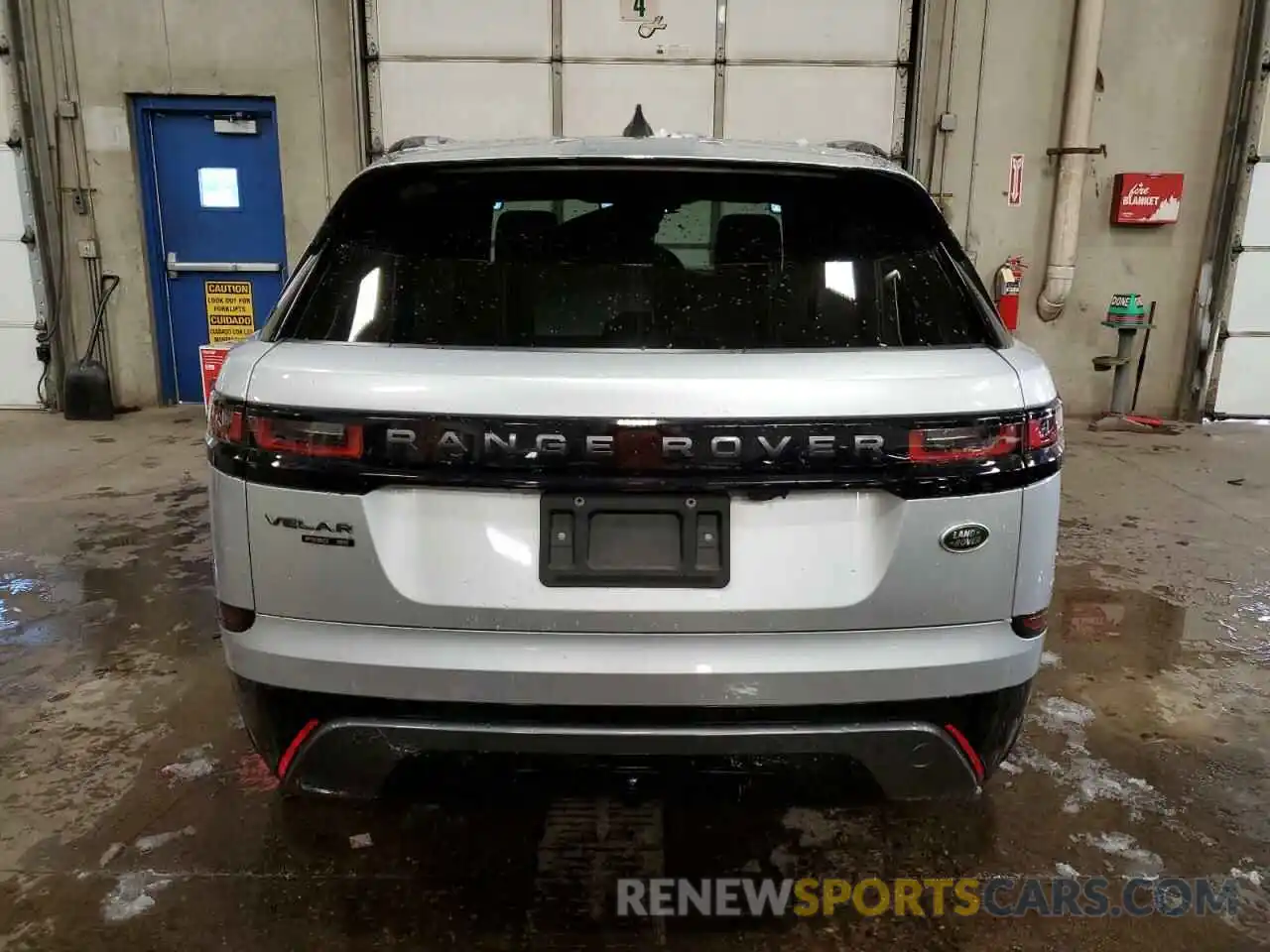 6 Photograph of a damaged car SALYL2EX5KA797508 LAND ROVER RANGEROVER 2019