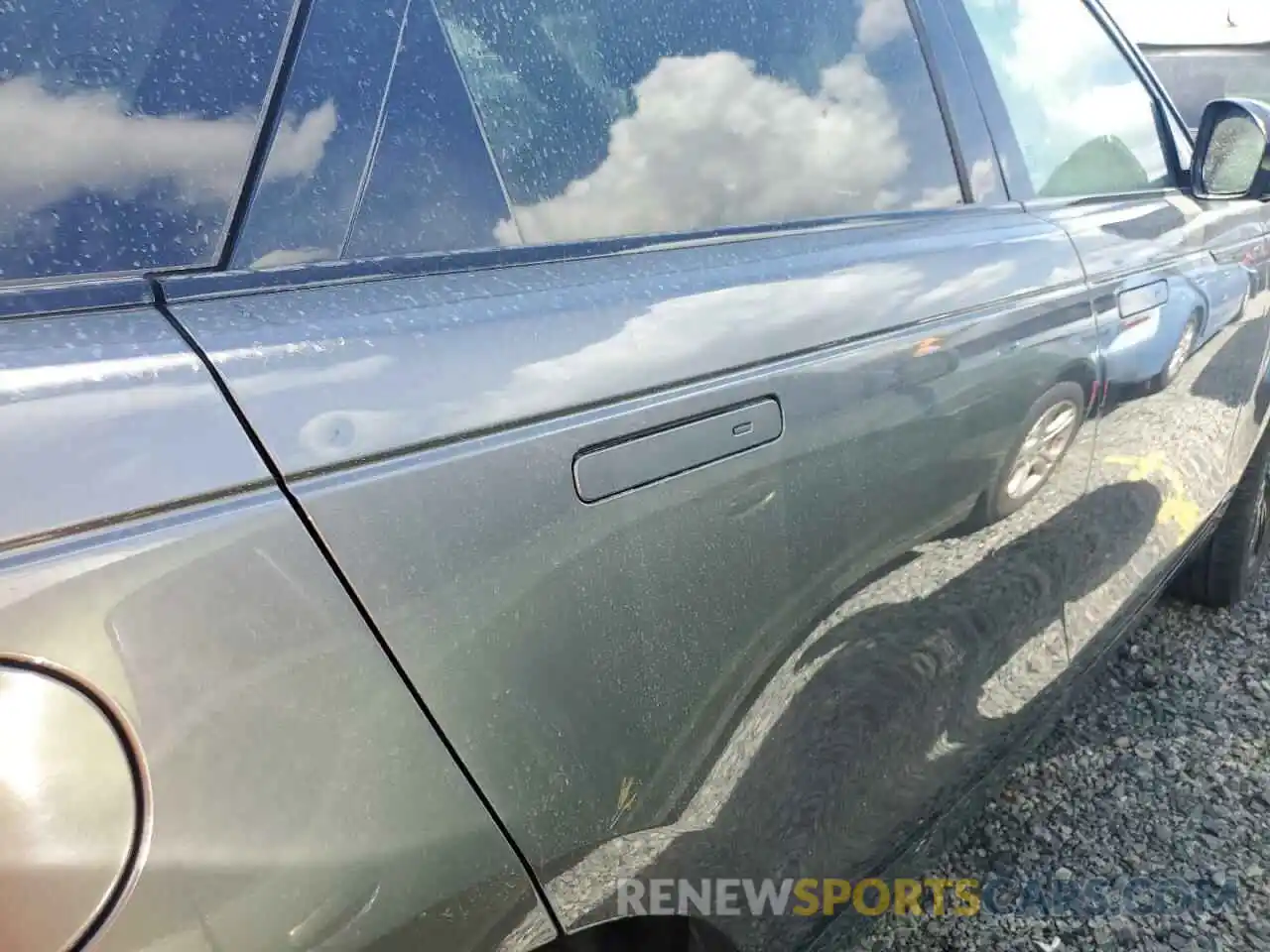 10 Photograph of a damaged car SALYL2EX6KA222723 LAND ROVER RANGEROVER 2019