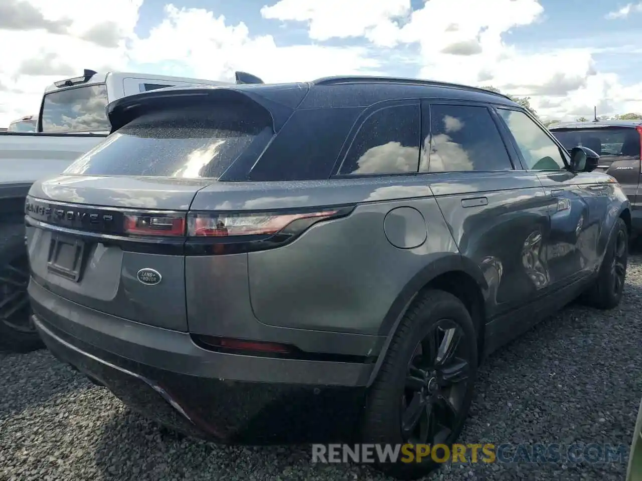 3 Photograph of a damaged car SALYL2EX6KA222723 LAND ROVER RANGEROVER 2019