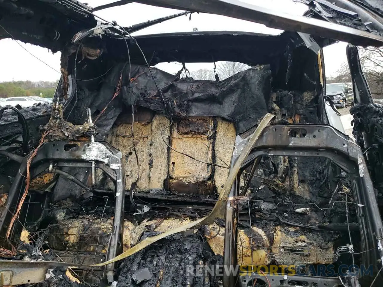 10 Photograph of a damaged car SALYL2EX7KA213674 LAND ROVER RANGEROVER 2019