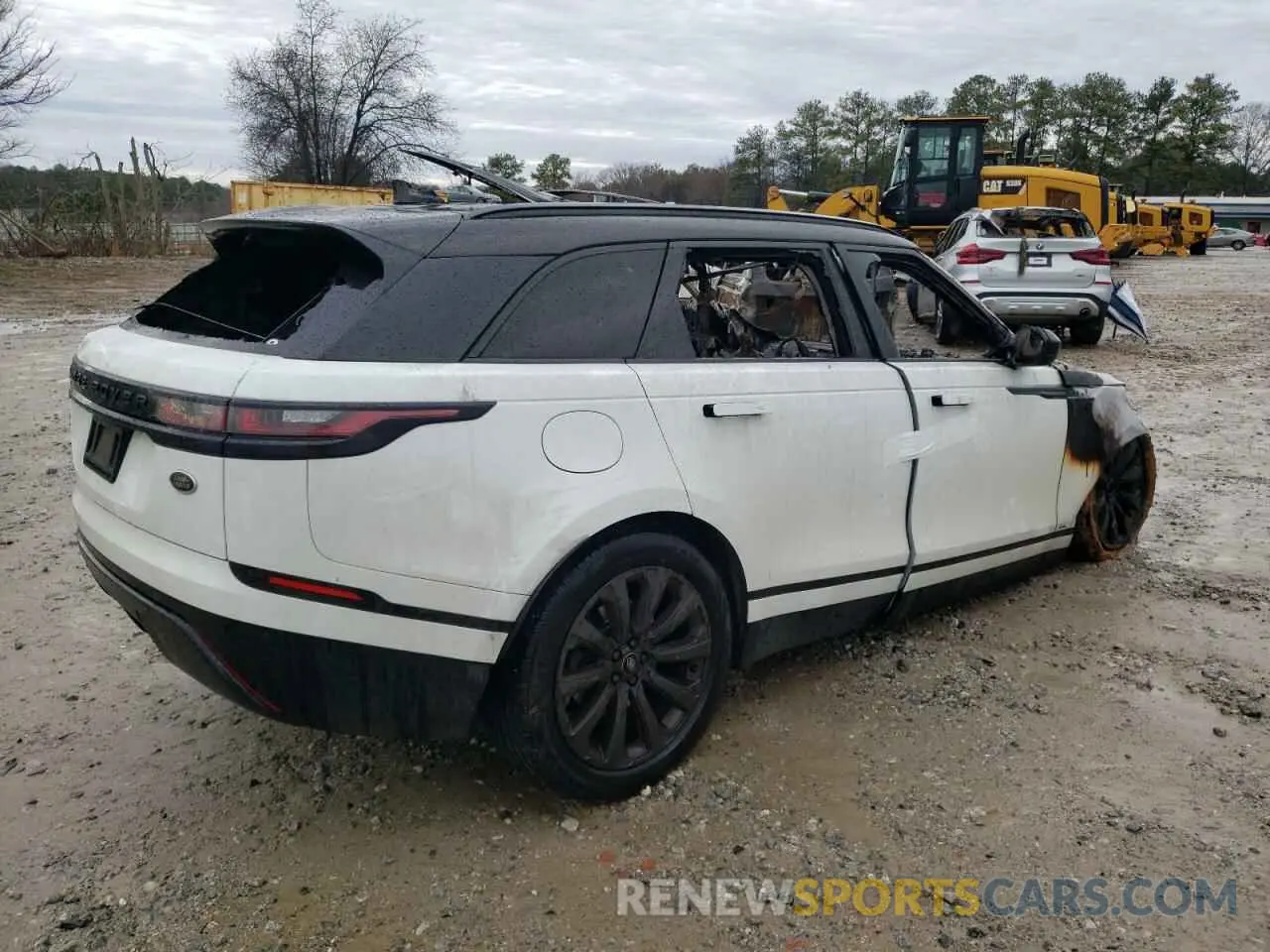 3 Photograph of a damaged car SALYL2EX7KA213674 LAND ROVER RANGEROVER 2019
