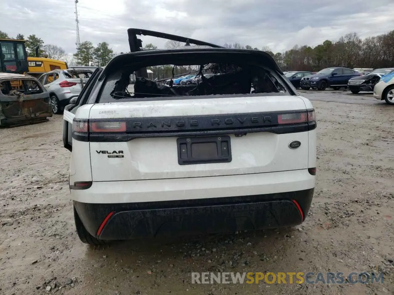6 Photograph of a damaged car SALYL2EX7KA213674 LAND ROVER RANGEROVER 2019