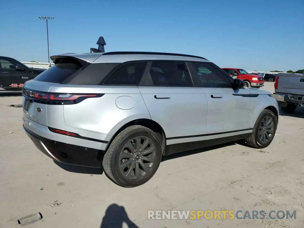 3 Photograph of a damaged car SALYL2EXXKA794412 LAND ROVER RANGEROVER 2019