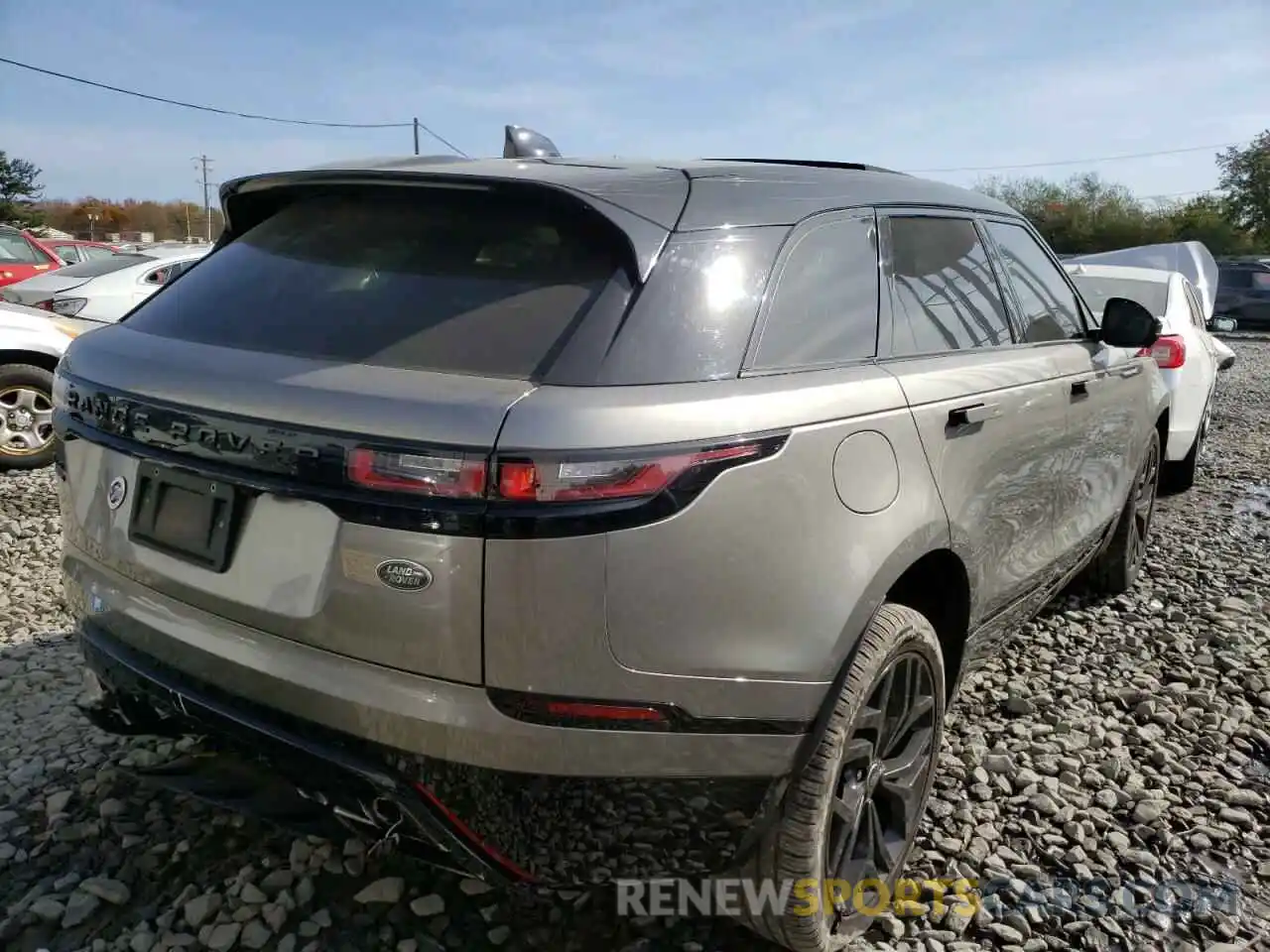 4 Photograph of a damaged car SALYL2FV3KA215516 LAND ROVER RANGEROVER 2019