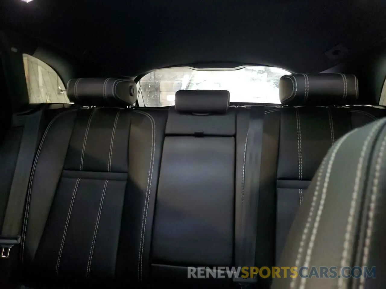 10 Photograph of a damaged car SALYL2FV4KA207621 LAND ROVER RANGEROVER 2019
