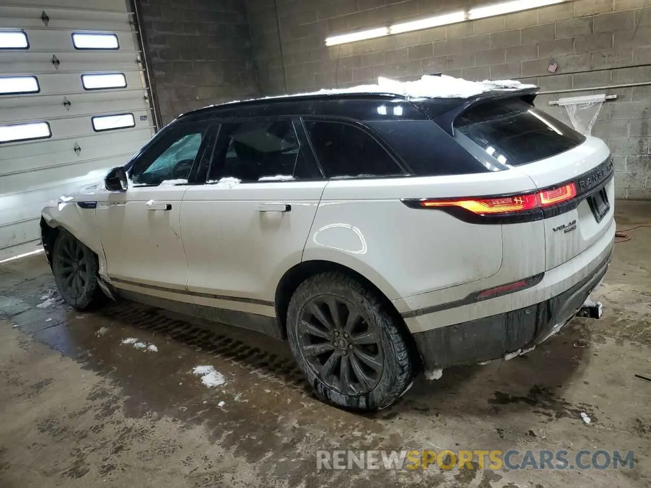 2 Photograph of a damaged car SALYL2FV4KA207621 LAND ROVER RANGEROVER 2019