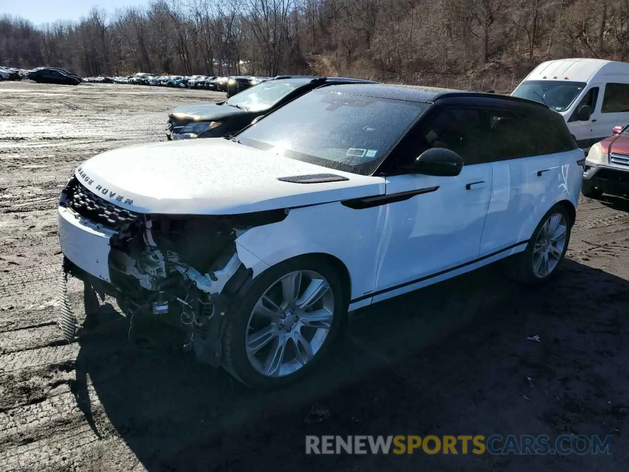 1 Photograph of a damaged car SALYL2FV4KA233877 LAND ROVER RANGEROVER 2019